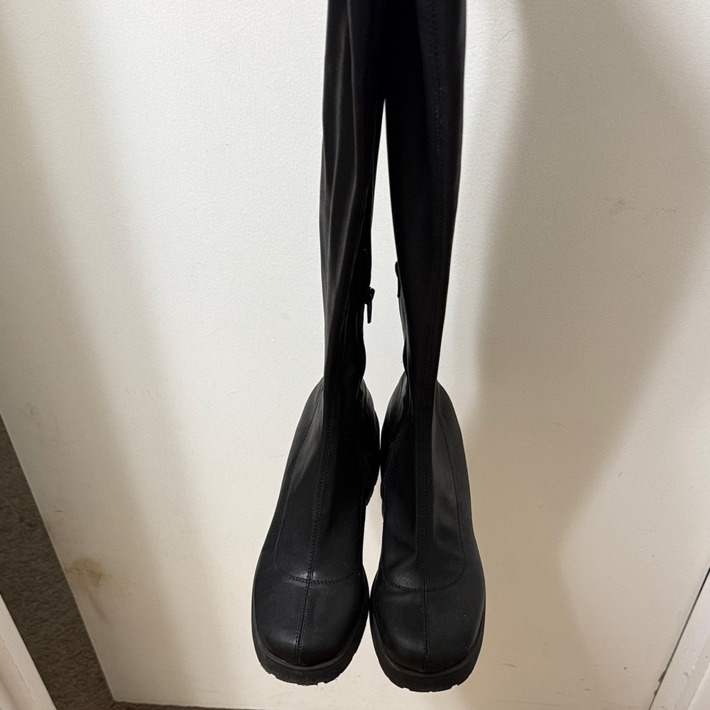 Black Over-the-Knee Women's Boots - Picture 4 of 4